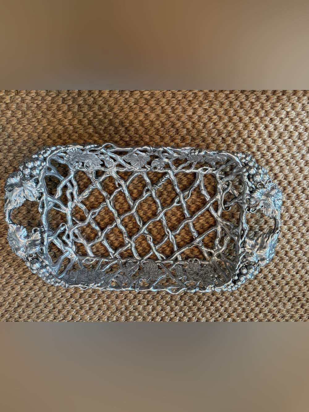 Arthur Court Cast Aluminum Grape Pattern Casserole Holder 1998 size 20'' x 11''